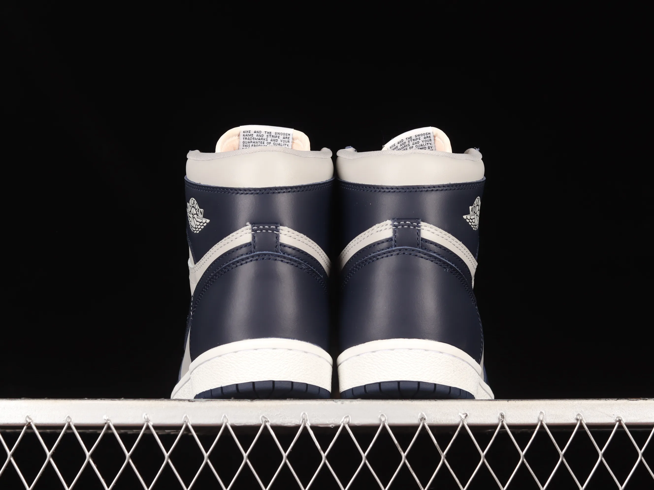 All categories Air Jordan Jordan series basketball shoes Air Jordan 1 High foreign trade version Air Jordan 1 High "Georgetown" AJ1 Joe 1 Georgetown high-top basketball shoes BQ4422-400